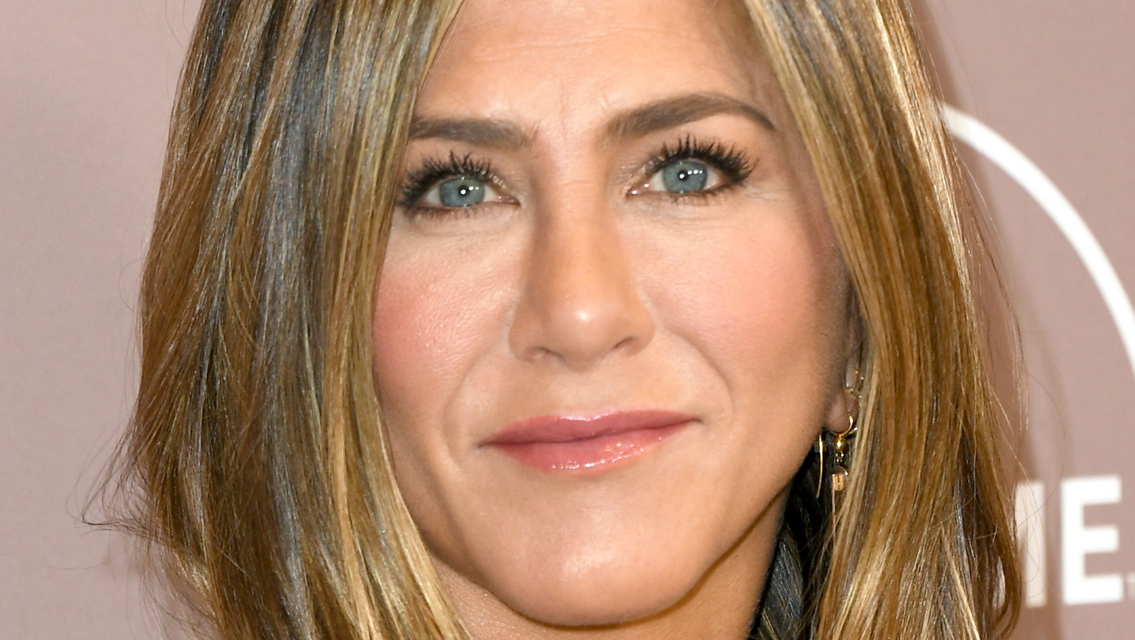 jennifer-aniston-s-tips-for-keeping-your-skin-looking-flawless