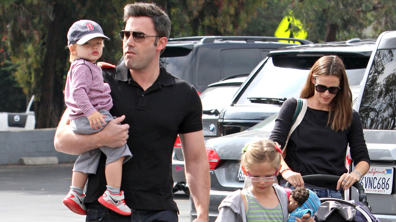 Jennifer Garner and Ben Affleck out with their kids in Los Angeles in 2013