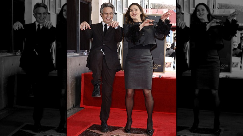 Jennifer Garner and Mark Ruffalo dressed in black at the Hollywood Walk of Fame in 2024