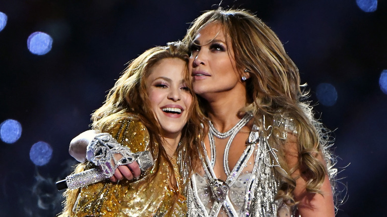 Jennifer Lopez and Shakira hugging