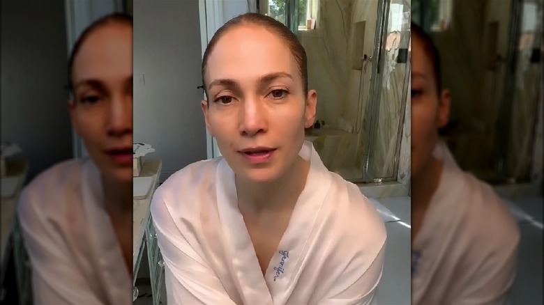 Jennifer Lopez without makeup