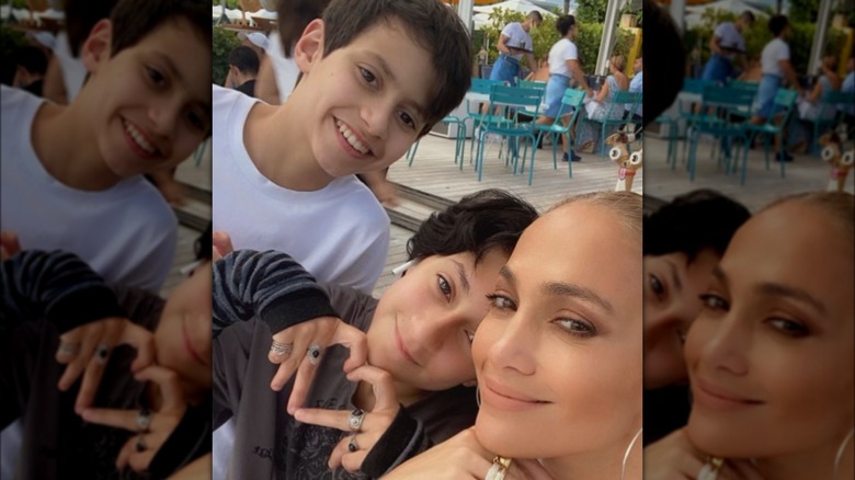 Max Muñiz, Emme Muñiz, and Jennifer Lopez posing together