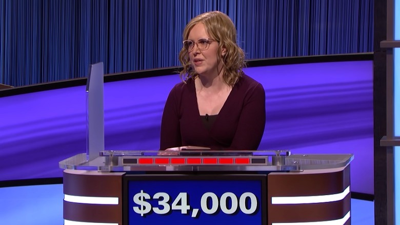 Christine Whelchel answering final tie-breaker question on Jeopardy!