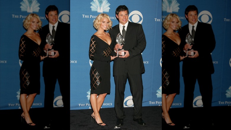 Jessica Simpson and Nick Lachey at the 2005 People's Choice Awards