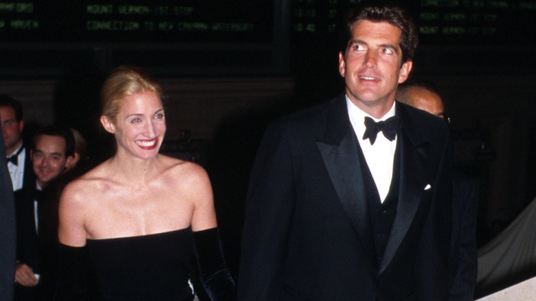 Carolyn Bessette and JFK Jr. dressed up