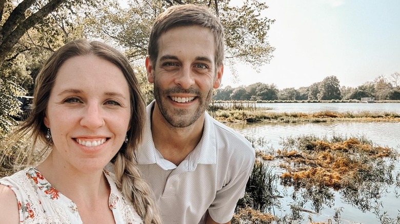 Jill Duggar Dillard and Derick Dillard smiling