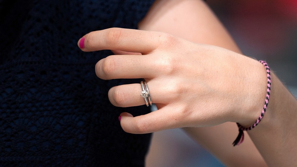 Jill Duggar-Dillard's engagement ring and wedding band