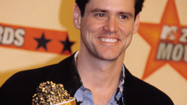 Jim Carrey at the MTV Movie Awards in 2001