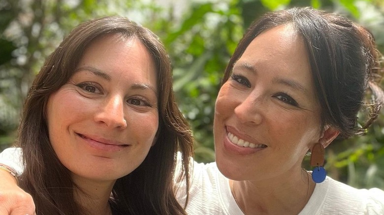 Joanna Gaines and her sister Mary Kay "Mikey" McCall 