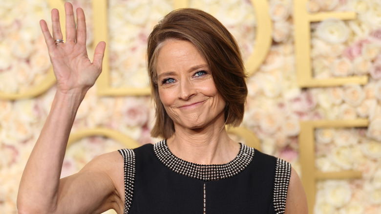 Jodie Foster waving