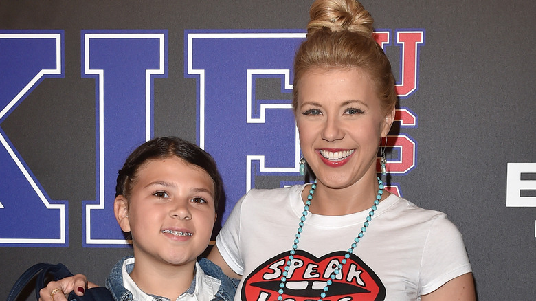 Zoie and Jodie Sweetin