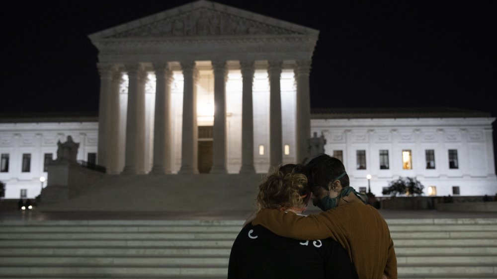 Mourners outside the Supreme Court