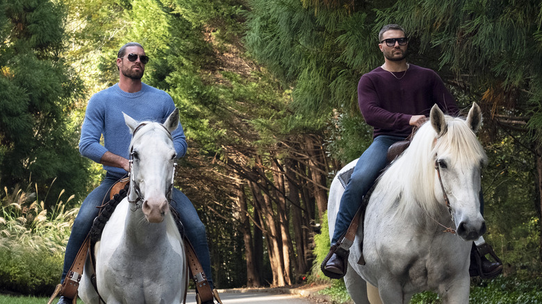 Kurt and Steven on horses in the "You're the Joe for Me" episode of JOE MILLIONAIRE: FOR RICHER OR POORER