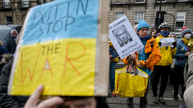 Anti-war protesters 