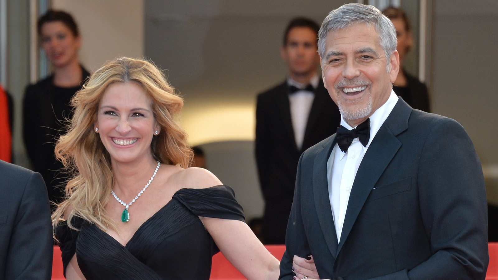 Julia Roberts And George Clooney's Friendship Began With A $20 Bill