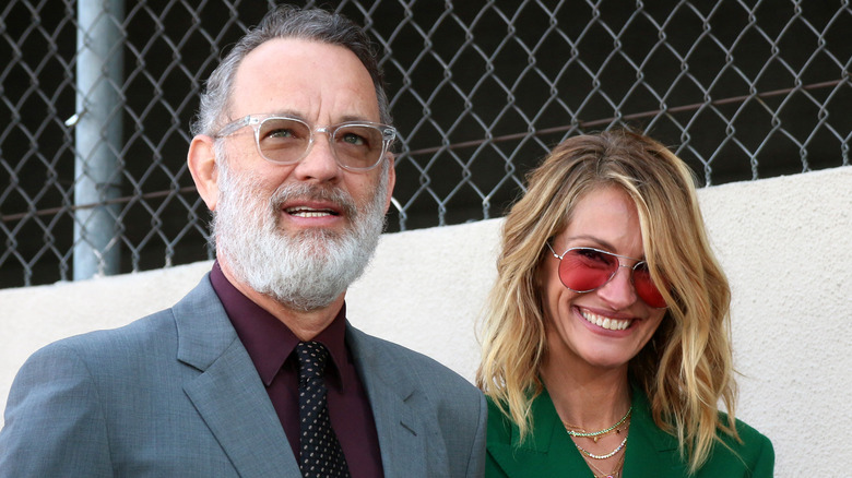 Tom Hanks and Julia Roberts smiling