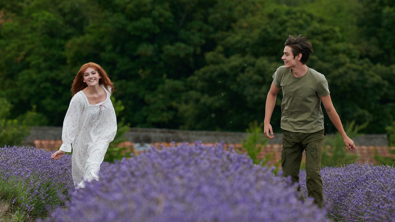 Wendy and Peter Pan running