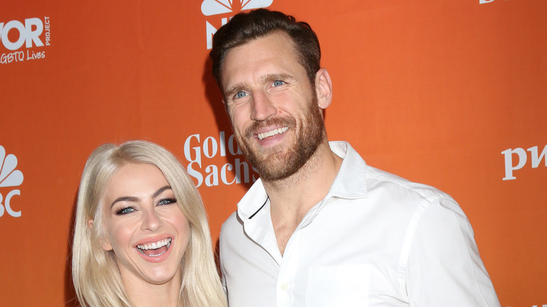 Julianne Hough and ex-husband Brooks Laich posing