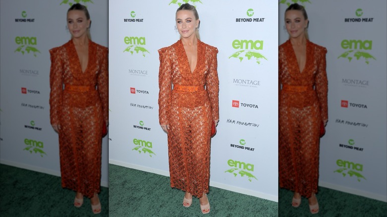 Julianne Hough posing at the EMA Awards in 2021.