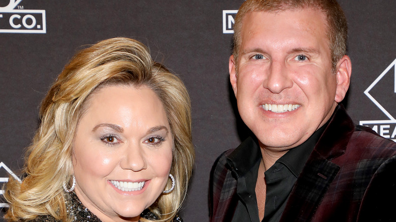 Todd and Julie Chrisley posing