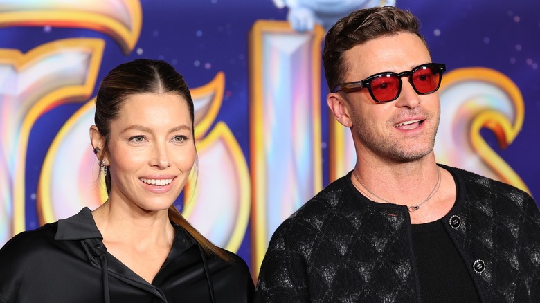 Jessica Biel Justin Timberlake smiling