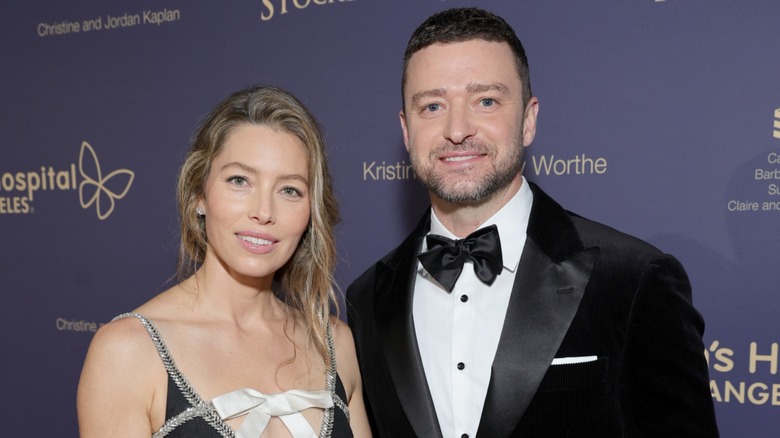 Jessica Biel Justin Timberlake smiling