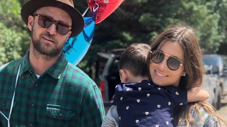 Justin Timberlake, Jessica Biel with son