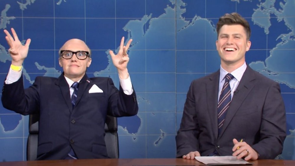 Kate McKinnon and Colin Jost