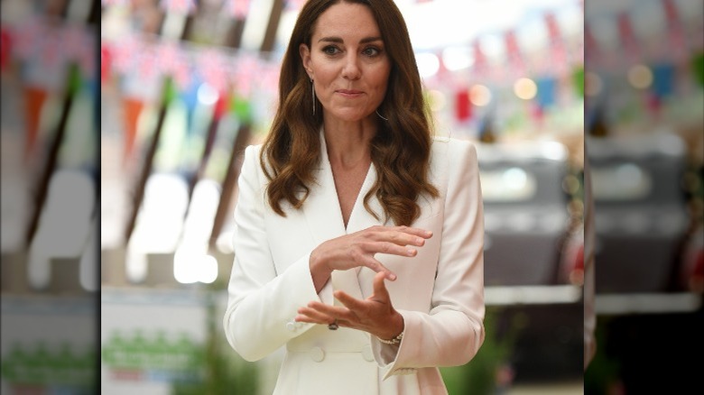 Middleton wearing Princess Diana's bracelet