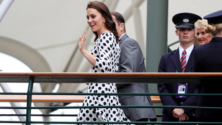 Catherine waving at Wimbledon