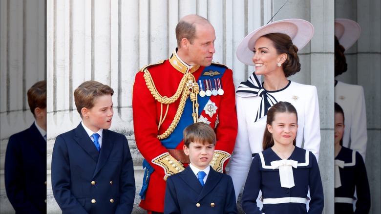 Prince william, kate middleton, prince george, prince louis, and princess charlotte