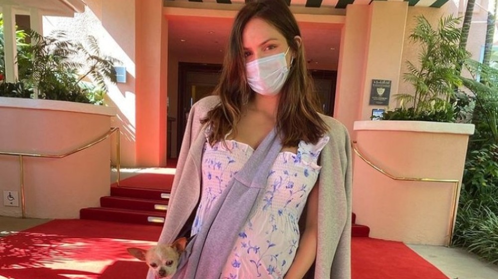 Katharine McPhee wearing mask