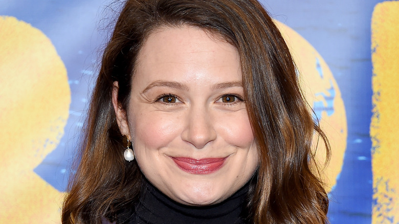 Katie Lowes smiling