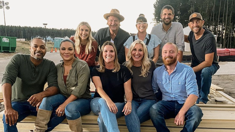 The Cast of "Rock The Block" posing together