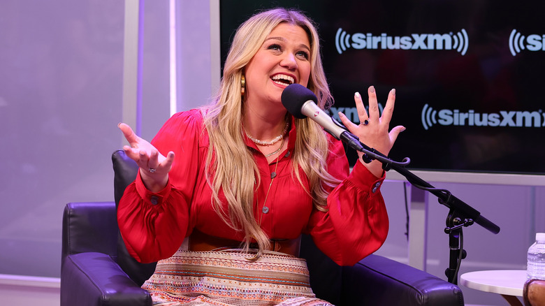 Kelly Clarkson Sirius xm interview