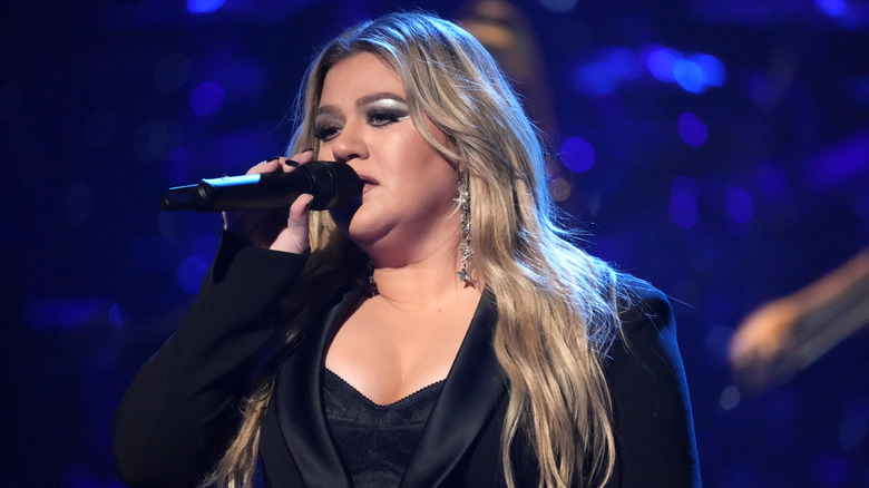 Kelly Clarkson Refuses To Date These Hollywood Stars Heres Why 7643