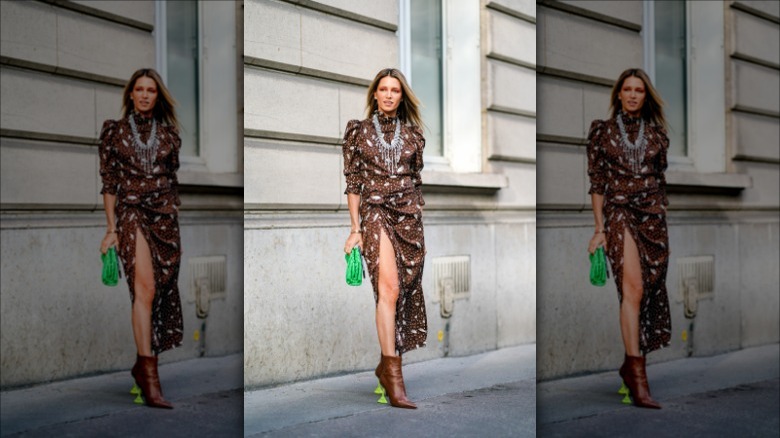 brown dress and green purse