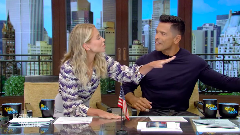 Kelly Ripa and Mark Consuelos arguing