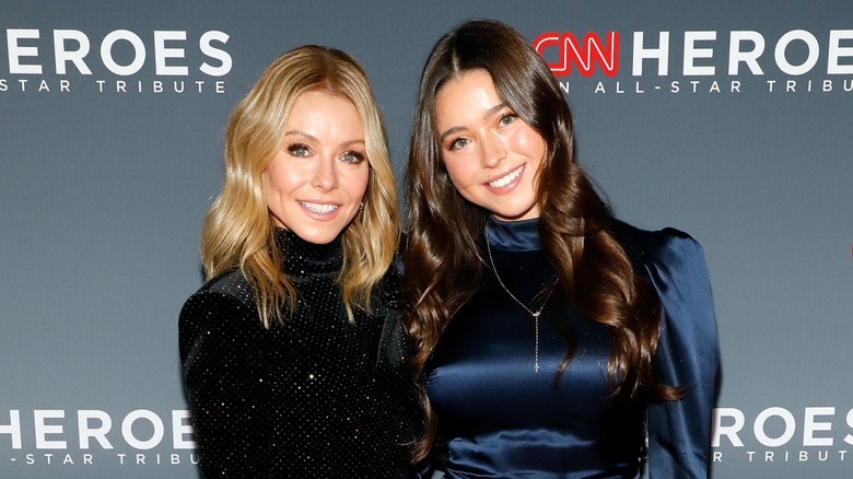 Kelly Ripa and Lola Consuelos smiling together