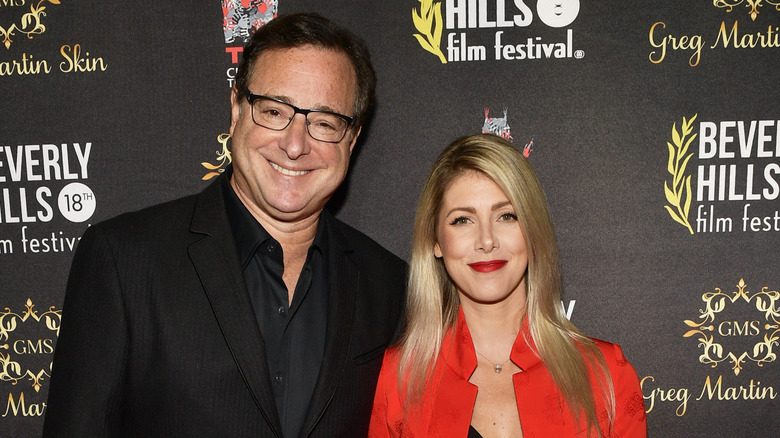 Bob Saget and Kelly Rizzo on the red carpet.  