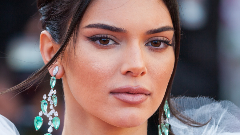 Kendall Jenners New Look Has Fans Buzzing