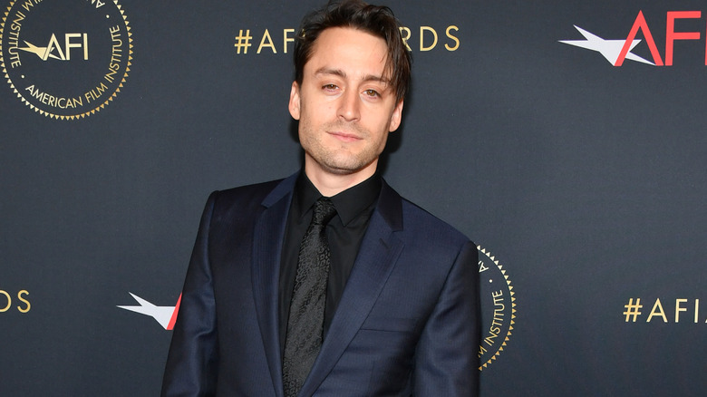 Kieran Culkin posing at event