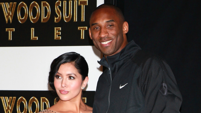 Vanessa Bryant and Kobe Bryant posing