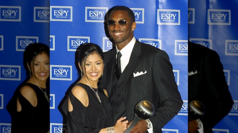 Kobe and Vanessa Bryant smiling