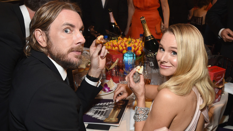 Kristen Bell and Dax Shepard eating