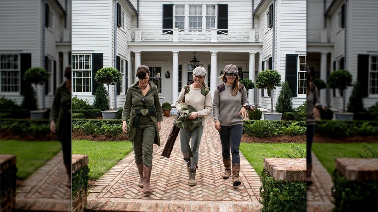 Lady Melissa Trafelet and friends in front of her home in Georgia