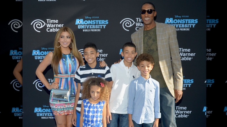 Sophia Pippen with her parents and brothers