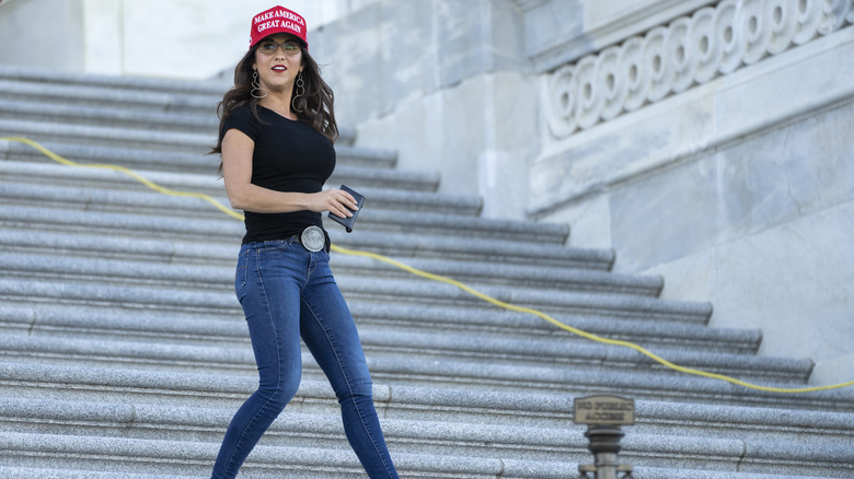 Lauren Boebert wearing a "Make America Great Again" hat