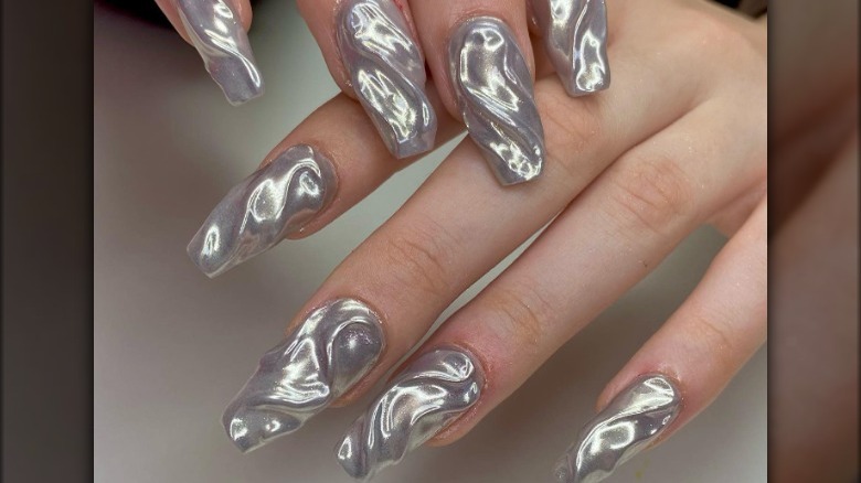 Silver lava nail