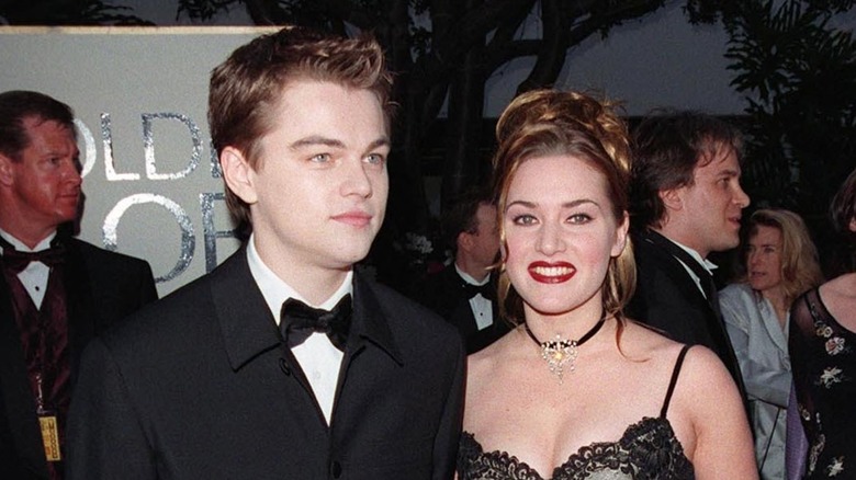 Leonardo DiCaprio and Kate Winslet posing